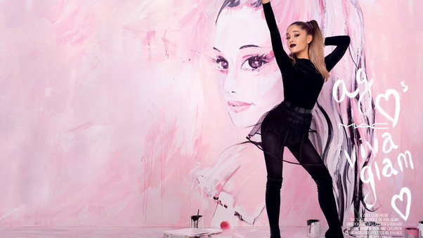 Ariana Grande 5 Wallpaper