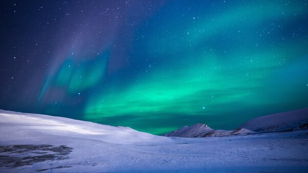 aurora-borealis-snow-fields-80.jpg