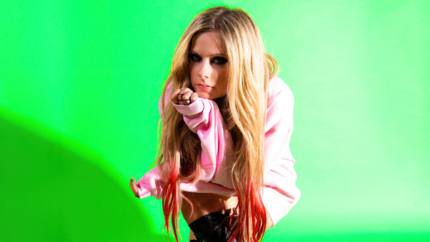 Avril Lavigne Euphoria Magazine 5k Wallpaper