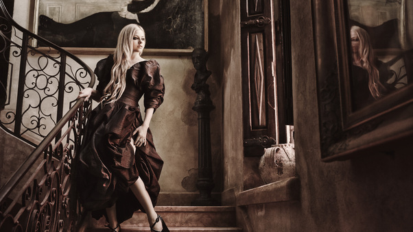 Avril Lavigne Glamour Photoshoot Wallpaper