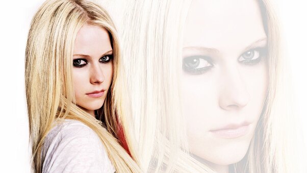 Avril Lavinge Blonde Hairs Wallpaper