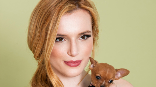 Bella Thorne With Dog Wallpaper