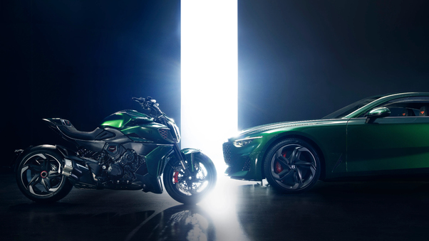Bentley Mulliner Batur X Ducati Diavel For Bentley Wallpaper