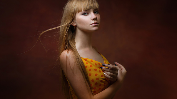 Blonde Girl Yellow Polka Dot Dress 4k Wallpaper