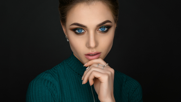 Blue Eyes Girl Closeup Portrait Wallpaper
