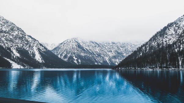 Blue Lake Mountains Wallpaper