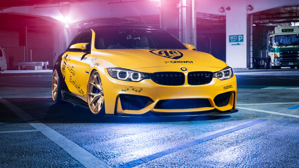 BMW M4 Automotive Design Wallpaper