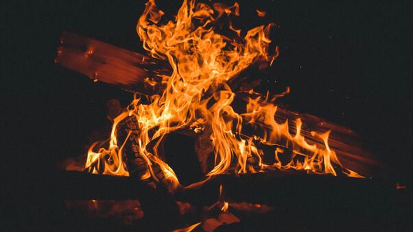 Bonfire Campfire Burning 5k Wallpaper