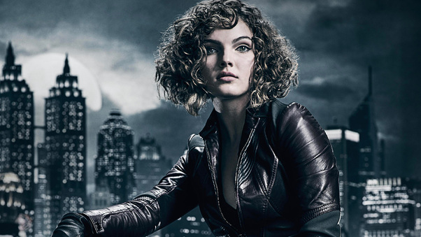 Catwomen Gotham Season 4 Wallpaper