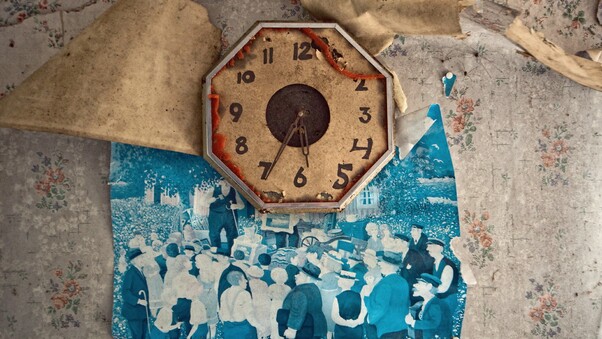 Clock Creative Wallpaper