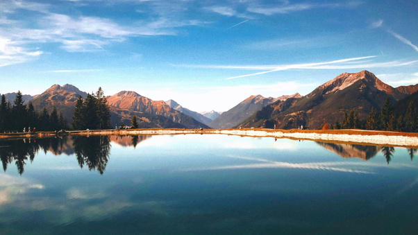 Crystal Clear Alpine Lake Mirror Reflection Wallpaper