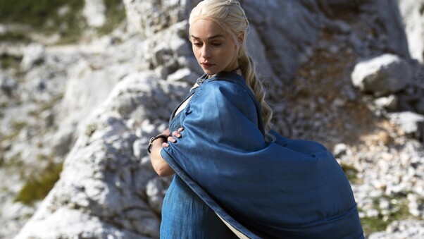 Daenerys Targaryen In Game Of Thrones Wallpaper