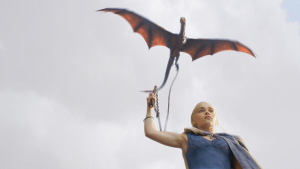 Daenerys Targaryen With His Dragon 4k Wallpaper