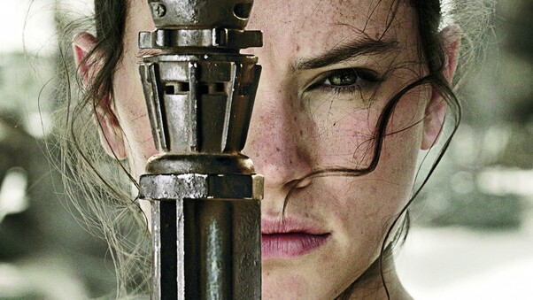 Daisy Ridley In Star Wars Wallpaper