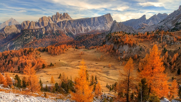 Dolomites Mountains Landscape Wallpaper