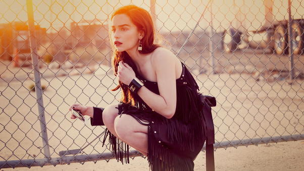 Emilia Clarke Hd 2017 Wallpaper,HD Celebrities Wallpapers,4k Wallpapers