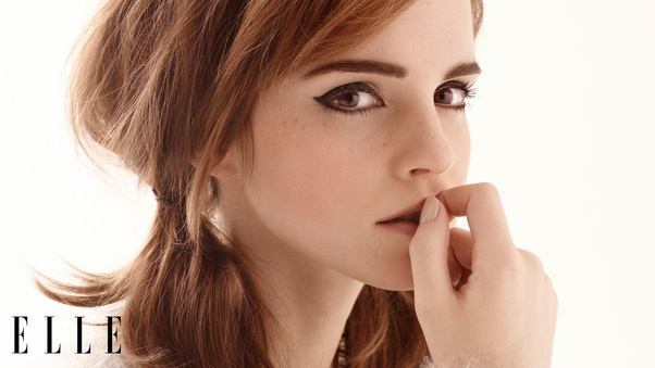 Emma Watson Elle 8k Wallpaper