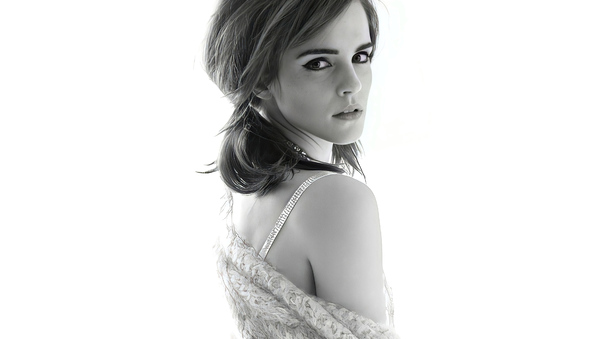 Emma Watson Monochrome Wallpaper