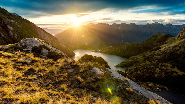 Fiordland Mountain Sunrise Wallpaper
