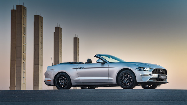 Ford Mustang EcoBoost Convertible 2019 Wallpaper
