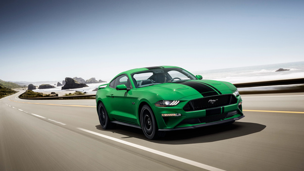 Ford Mustang GT Fastback 2018 Wallpaper