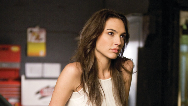 Gal Gadot In The Fast And The Furious Wallpaper