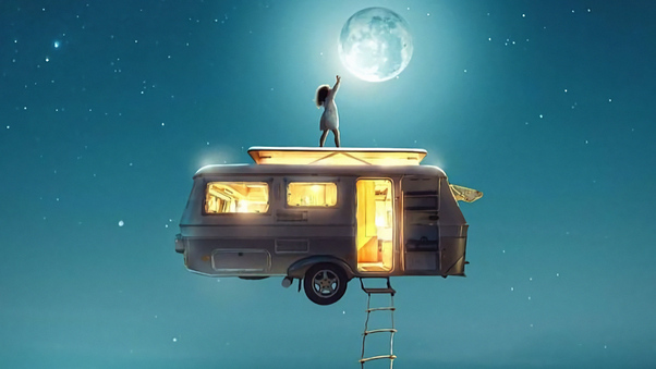 Girl Catching Moon Van Wallpaper