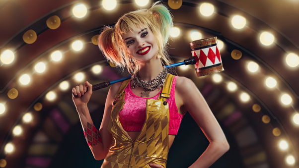 Harley Quinn With Hammer Cosplay 4k Wallpaper