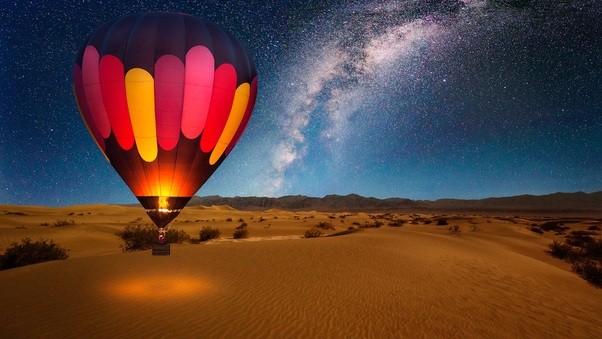Hot Air Balloon On Desert Night Wallpaper