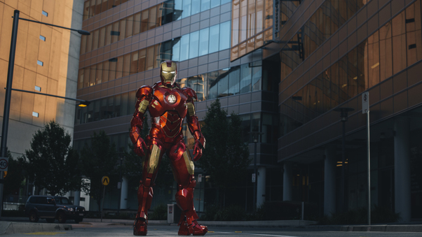 Iron Man In City Wallpaper