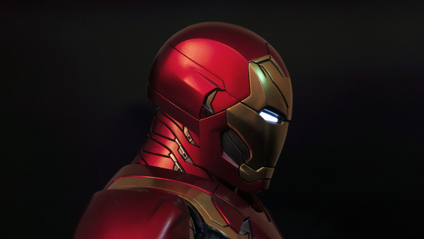 Iron Man Side 5k Wallpaper