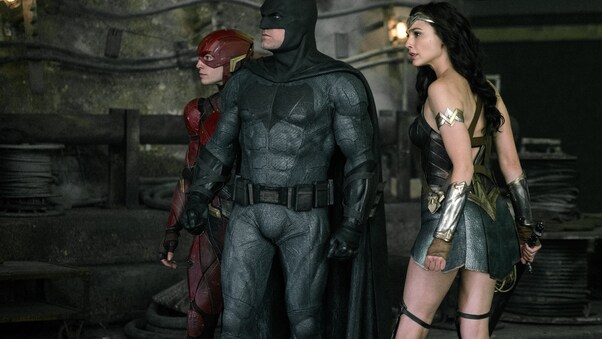 Justice League Wonder Woman Flash And Batman Wallpaper
