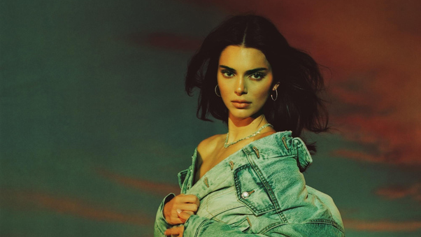 Kendall Jenner 2019 Latest Wallpaper