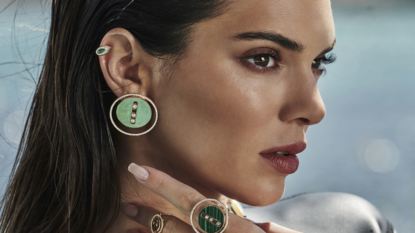 Kendall Jenner Messika Jewelry Campaign 2022 Face Wallpaper