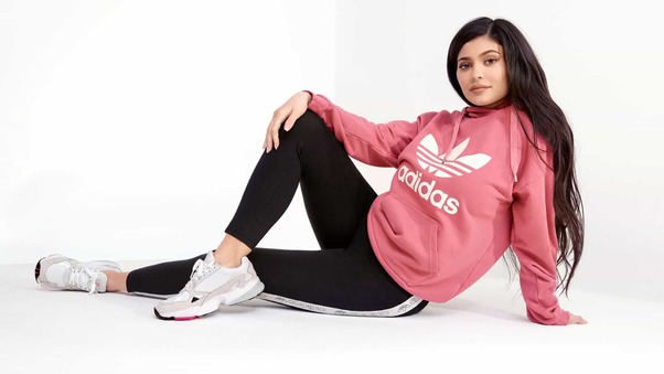 Kylie Jenner Adidas 2019 Wallpaper