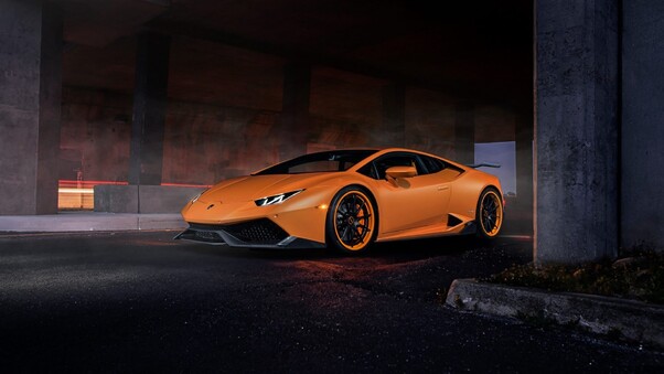 Lamborghini Huracan Orange Wallpaper