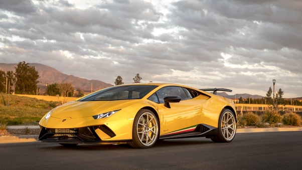 Lamborghini Peformante Huracan Yellow 5k Wallpaper