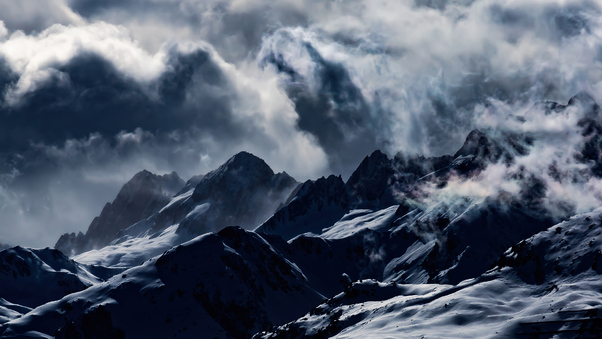 Light Clouds Mountains Smoge 4k Wallpaper