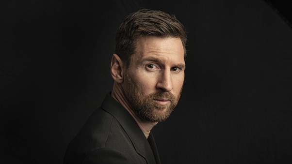 Lionel Messi King Of Football (3000x2000) Resolution Wallpaper