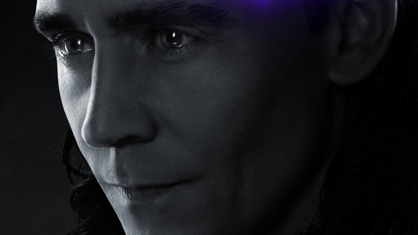 Loki Avengers Endgame 2019 Poster Wallpaper