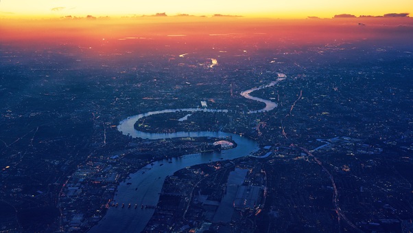 London River Thames Aerial View Wallpaper