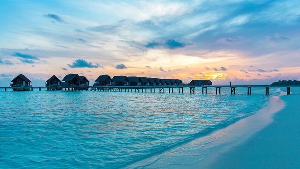Maldives Resorts Huts Over Water Wallpaper