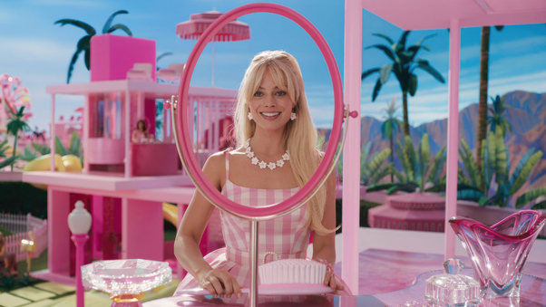 Margot Robbie In Barbie Movie Wallpaper