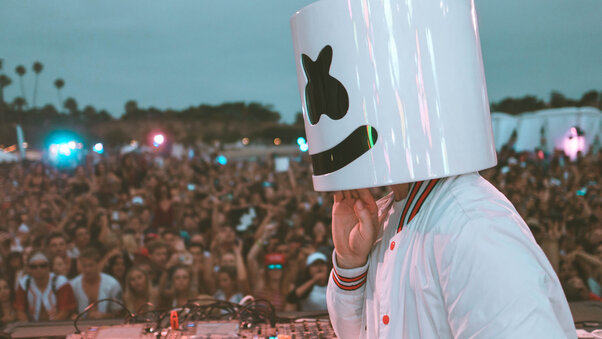 Marshmello Performing Live Stage Crowd 5k Wallpaper