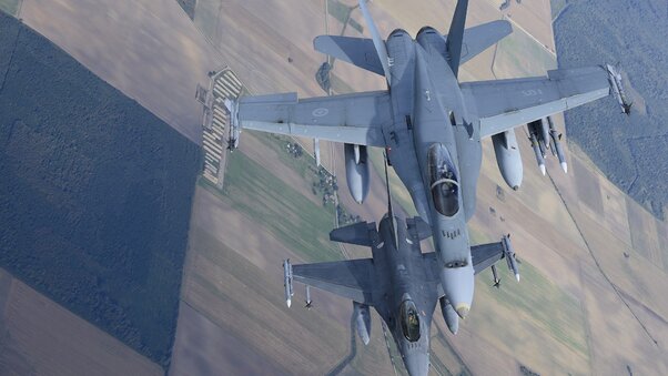 McDonnell Douglas CF-18 Hornet General Dynamics F-16 Fighting Falcon Jet Fighter Aircraft Warplane Wallpaper