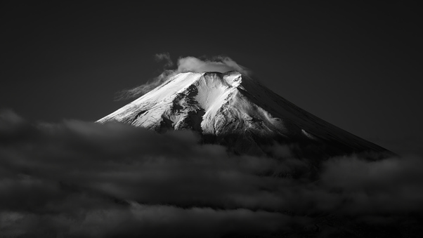 Mount Fuji Monochrome Wallpaper