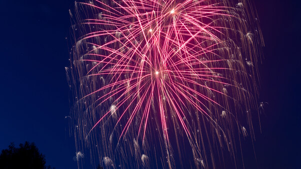 Newyear Fireworks Rocket Cologne Lights 5k Wallpaper