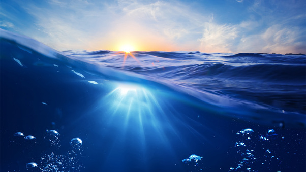 Ocean Clean Water Sun Rays Bubbles 5k Wallpaper