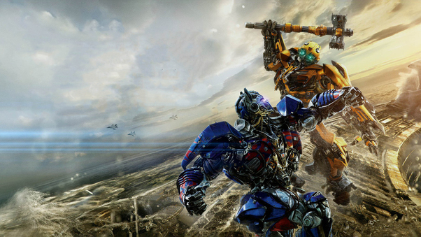 Optimus Prime VS Bumblebbe Transformers The Last Knight Wallpaper