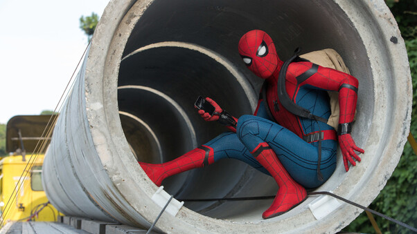 Peter Parker Spiderman Homecoming Wallpaper